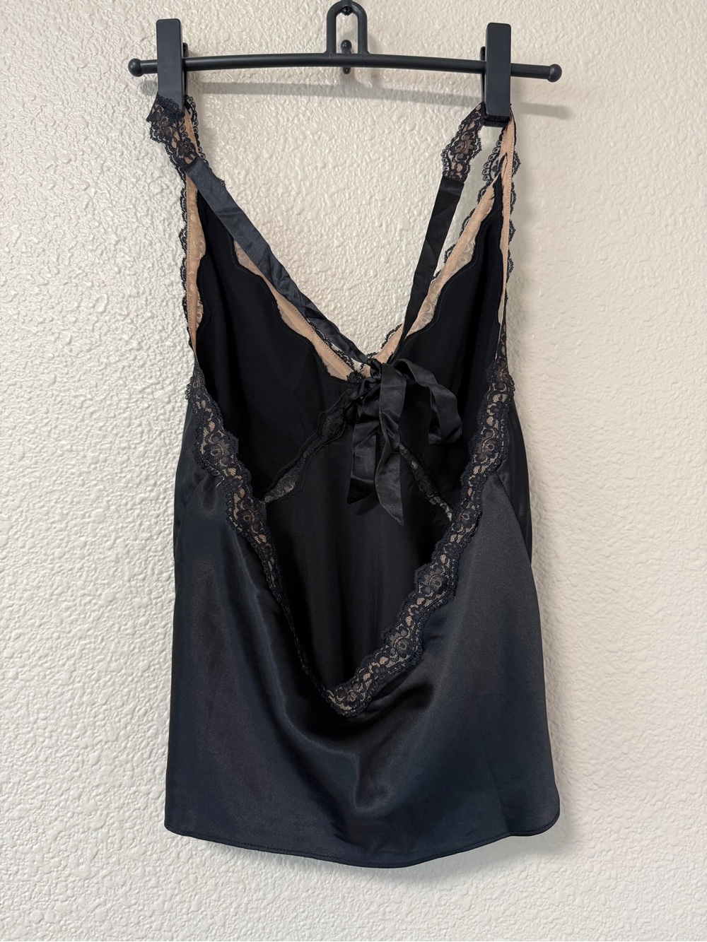NWOT reformation Monica Silk Top Black Lace Summer Sexy Evening Chic Vneck M - Picture 5 of 6